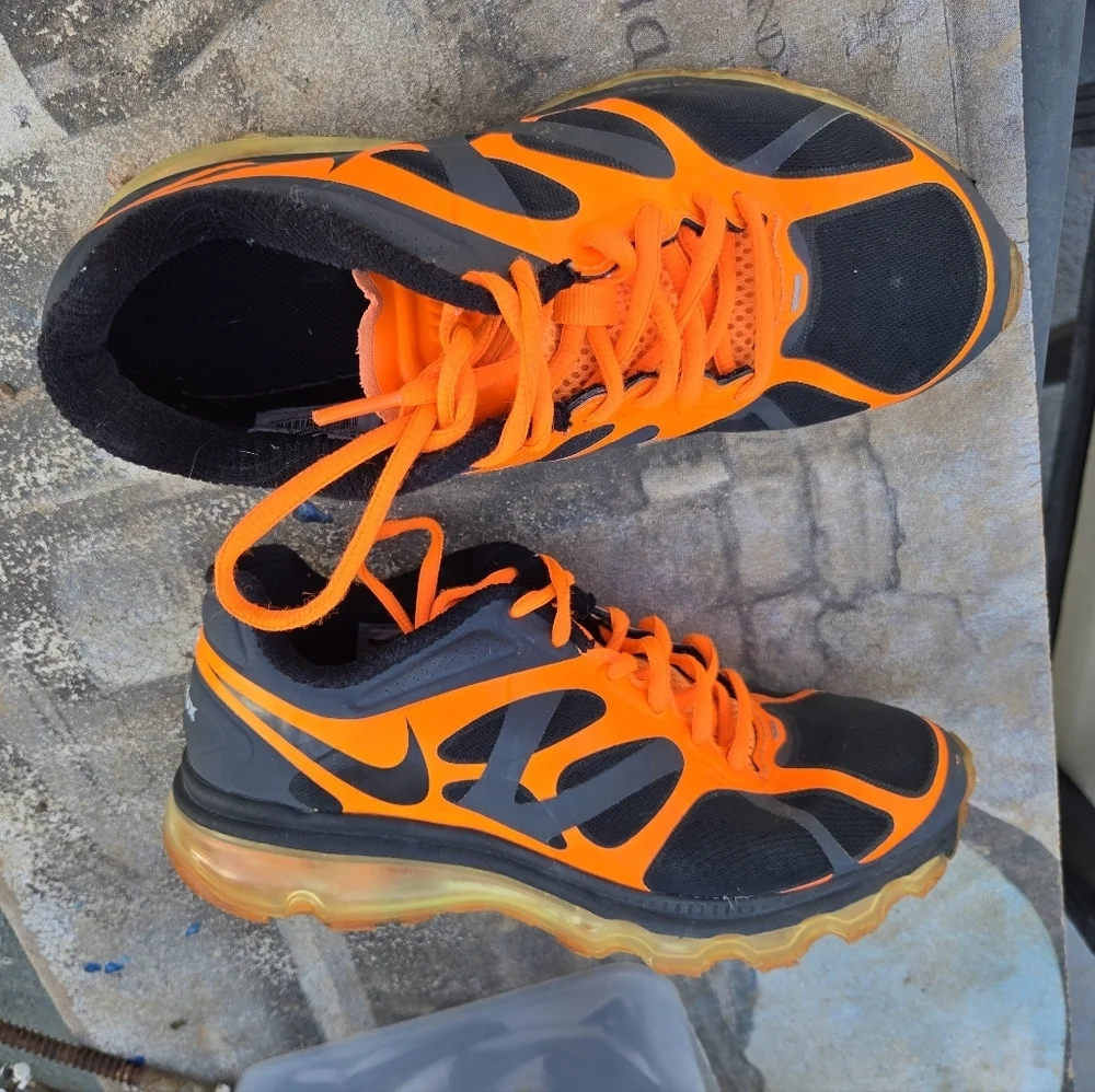 Nike Air Max Anthracite Black Orange Running Retro Sneakers Size 6Y #488122-003